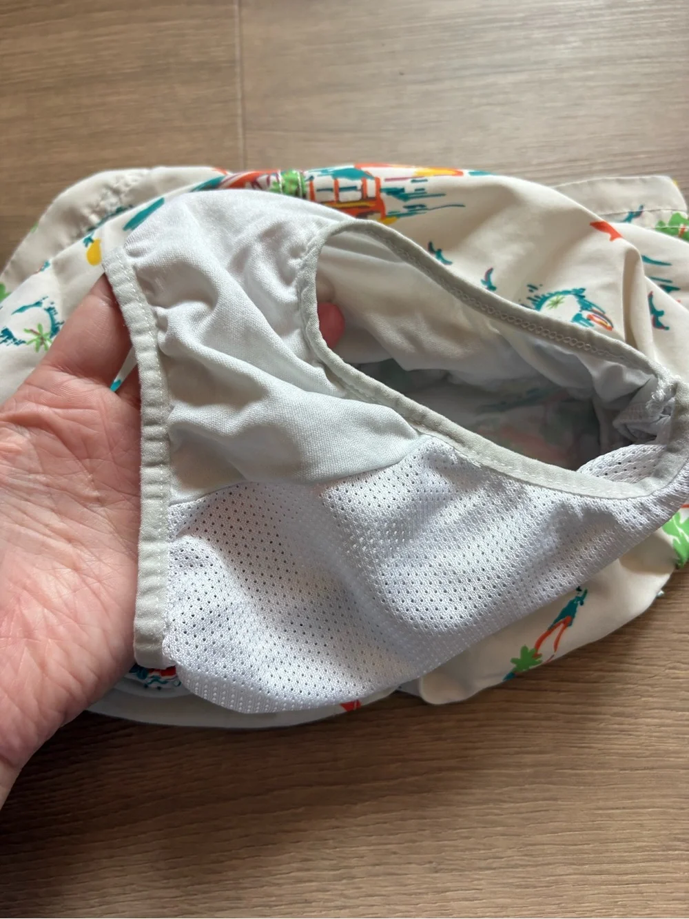 Zara White Boys Swim Trunks with Multicolor Tropical Print- size 4